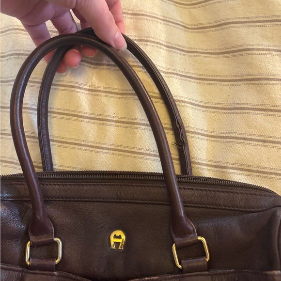 Vintage Etienne Aigner Brown Leather Handbag Structured Top Handle Purse - Picture 5 of 11